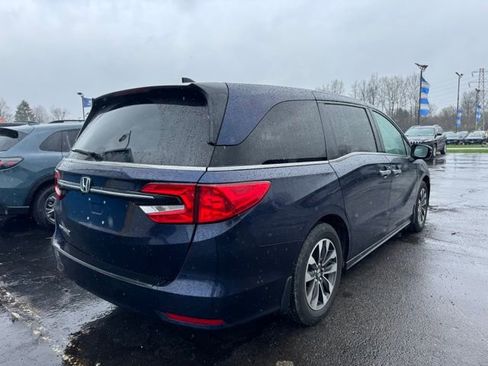 Used 2024 Honda Odyssey EX-L image 2