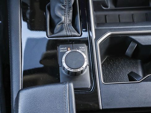 Used 2023 Toyota Tundra Limited image 22