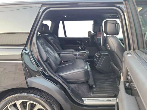 Used 2019 Land Rover Range Rover Long Wheelbase Autobiography image 21