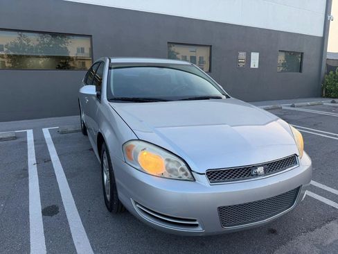 Used 2012 Chevrolet Impala LT FWD image 7