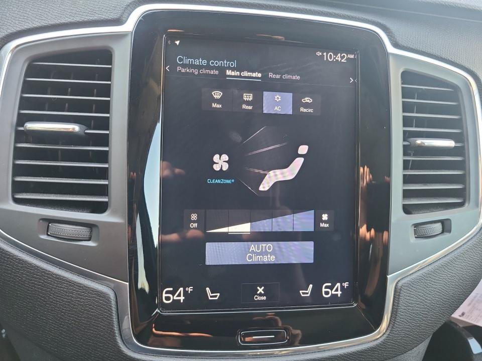 Used 2019 Volvo XC90 T6 Momentum w/ Advanced Package AWD/4WD image 18