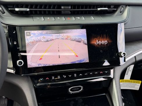 New 2026 Jeep Grand Cherokee Limited image 13