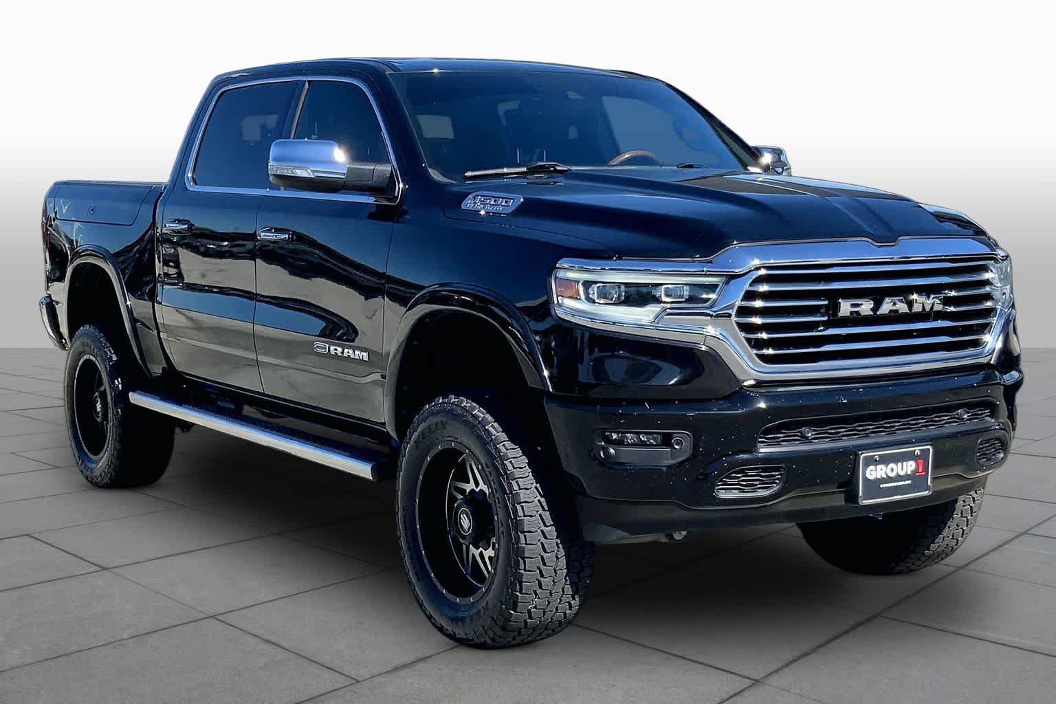 Used 2021 RAM 1500 Limited w/ Off Road Group AWD/4WD image 3
