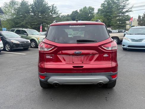 Used 2016 Ford Escape SE w/ Equipment Group 201A AWD/4WD image 9