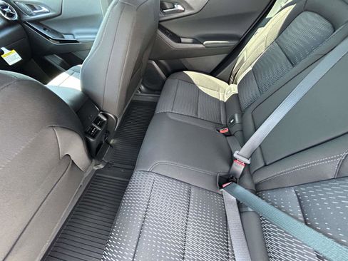 New 2026 Chevrolet Equinox LT w/ Safety and Technology Package FWD image 10