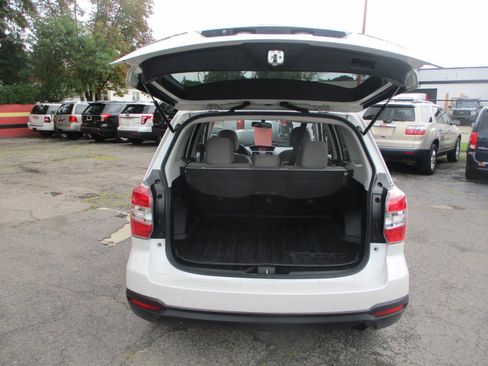 Used 2015 Subaru Forester 2.5i Premium w/ All-Weather Package AWD/4WD image 6
