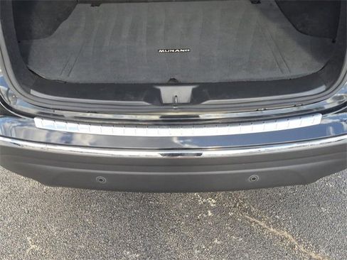 Certified 2022 Nissan Murano SV image 9