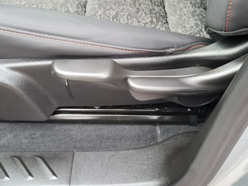 Used 2024 Chevrolet Colorado Z71 w/ Advanced Trailering Package image 17