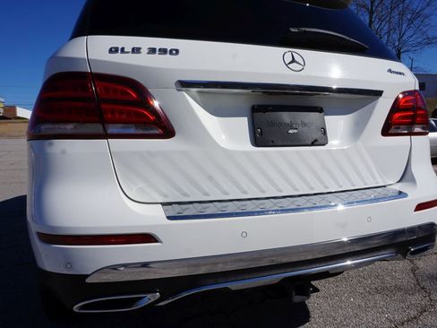 Used 2018 Mercedes-Benz GLE 350 4MATIC image 9