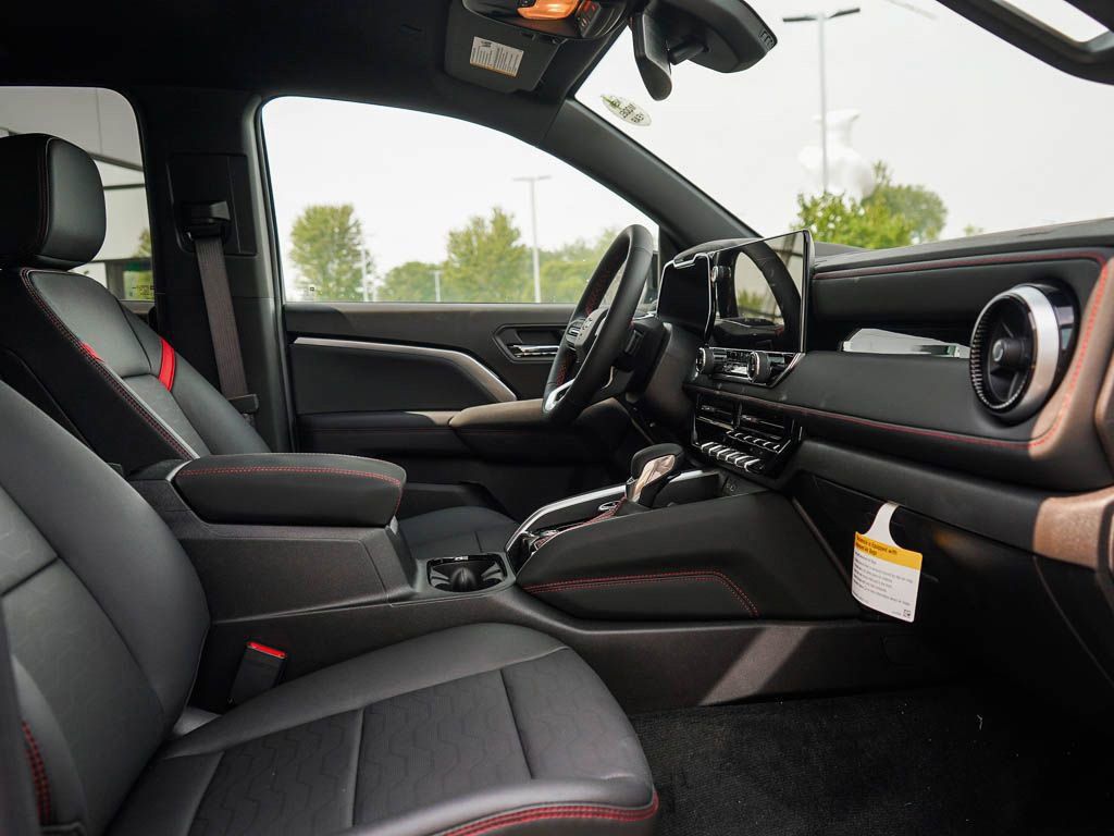 New 2026 Chevrolet Colorado Z71 w/ Technology Package AWD/4WD image 9