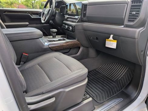 New 2026 GMC Sierra 1500 Elevation w/ X31 Off-Road Package AWD/4WD image 24