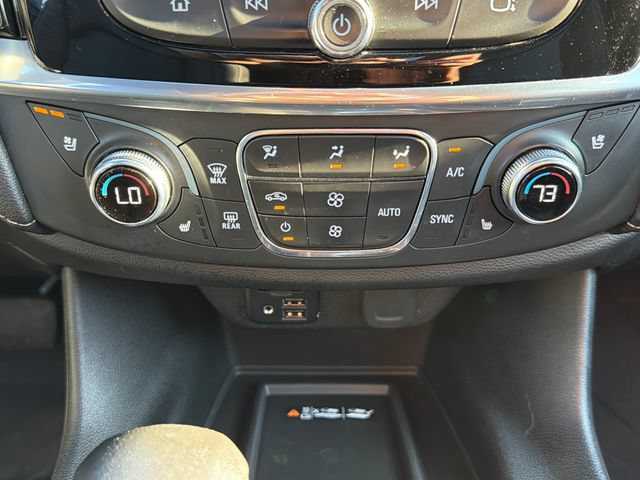 Used 2022 Chevrolet Traverse Premier w/ LPO, Floor Liner Package AWD/4WD image 33