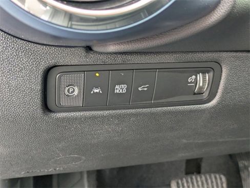 New 2026 Chevrolet Equinox EV LT image 13