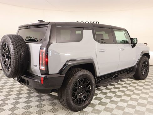 Used 2025 GMC Hummer EV 2X image 21