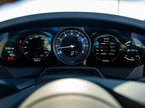 Used 2020 Porsche 911 Carrera 4S image 43