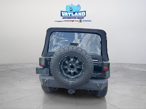 Used 2008 Jeep Wrangler Unlimited X AWD/4WD image 4