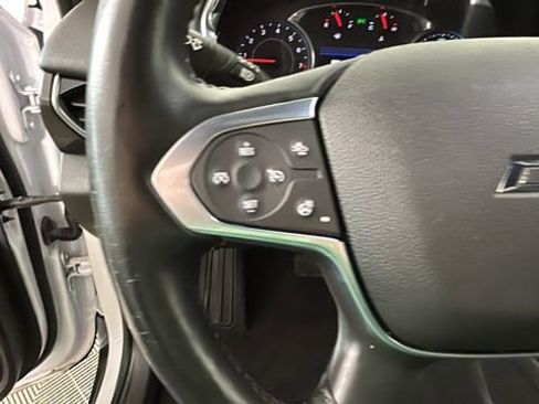 Used 2022 Chevrolet Traverse RS AWD/4WD image 16