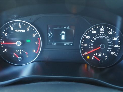 Used 2019 Kia Sportage EX image 12