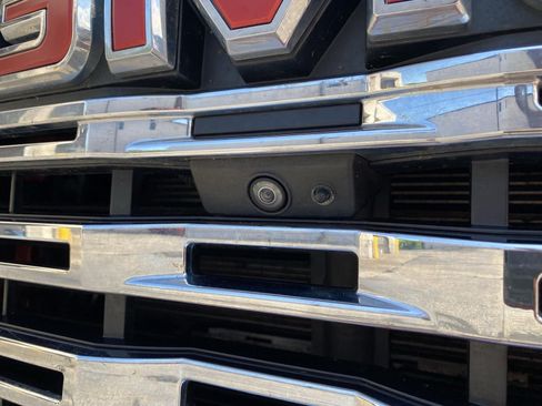 Used 2022 GMC Sierra 1500 Denali AWD/4WD image 36