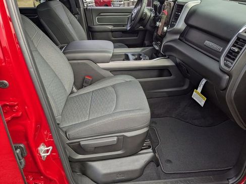New 2026 RAM 2500 Big Horn AWD/4WD image 33