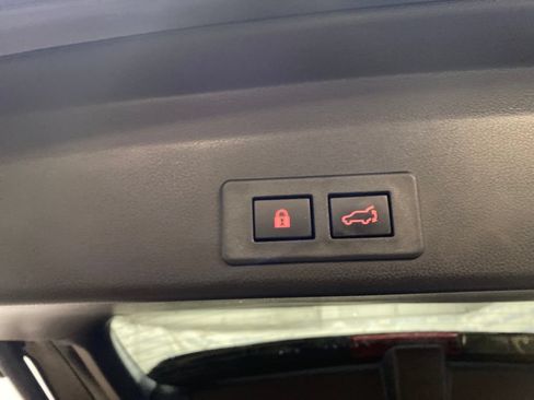New 2026 Subaru Ascent Limited AWD/4WD image 17