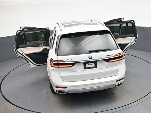Used 2023 BMW X7 xDrive40i w/ Premium Package image 44
