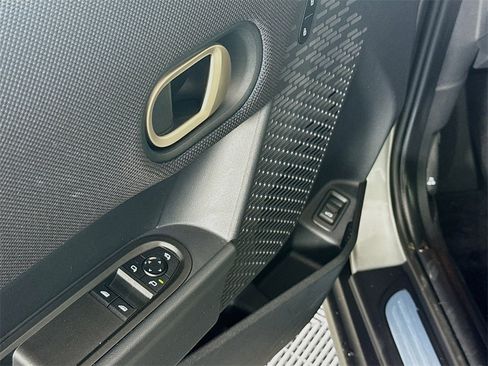 Certified 2025 MINI Cooper S image 17