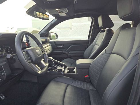 Used 2024 Toyota Tacoma TRD Sport image 20