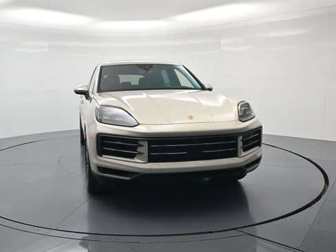 Used 2026 Porsche Cayenne S AWD/4WD image 45