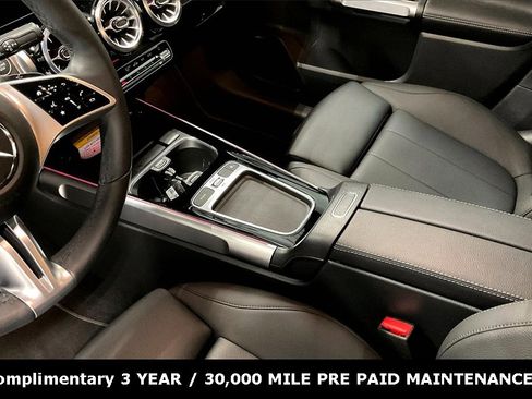Used 2025 Mercedes-Benz GLB 250 image 15