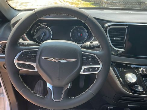 New 2026 Chrysler Voyager LX image 23