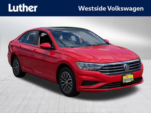 Used 2019 Volkswagen Jetta SE w/ Cold Weather Package FWD image 1
