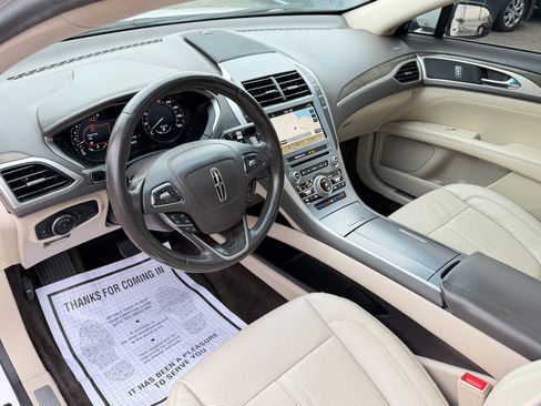Used 2017 Lincoln MKZ Reserve w/ Climate Package image 11