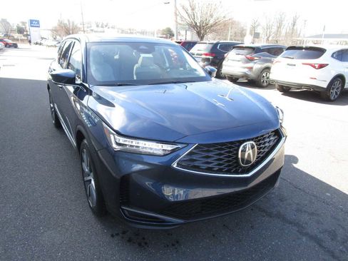 Certified 2025 Acura MDX SH-AWD w/ Technology Package image 4
