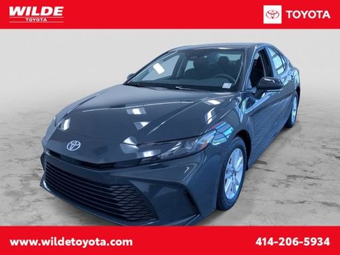 Used 2026 Toyota Camry LE FWD image 1