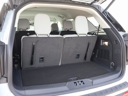 New 2026 Ford Explorer Active w/ Active Comfort Package image 16