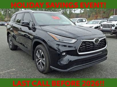 Used 2024 Toyota Highlander XLE