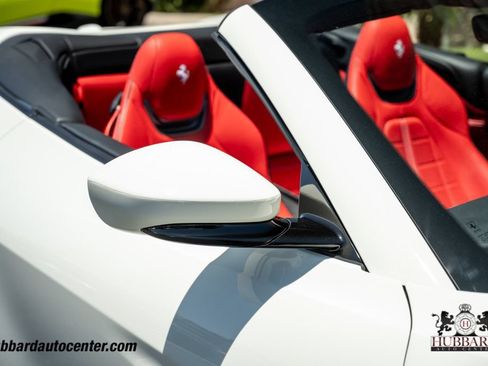 Used 2022 Ferrari Portofino M RWD image 34