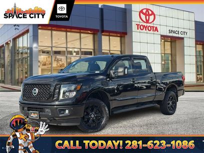 Used 2018 Nissan Titan SV w/ SV Convenience Package