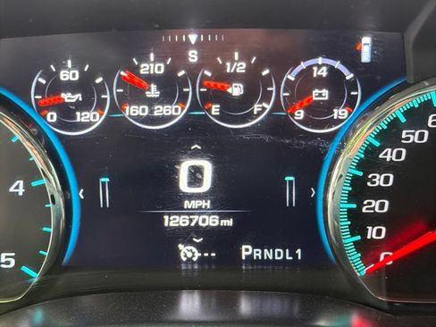 Used 2017 GMC Sierra 2500 Denali w/ Duramax Plus Package AWD/4WD image 11