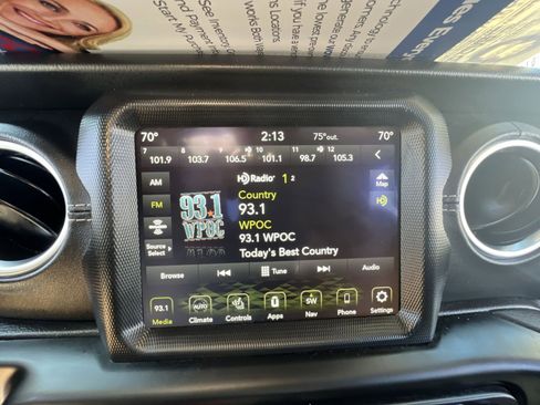 Used 2021 Jeep Gladiator Overland w/ Popular Equipment Package image 18