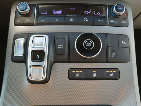 Used 2021 Hyundai Palisade SEL w/ Premium Package image 19