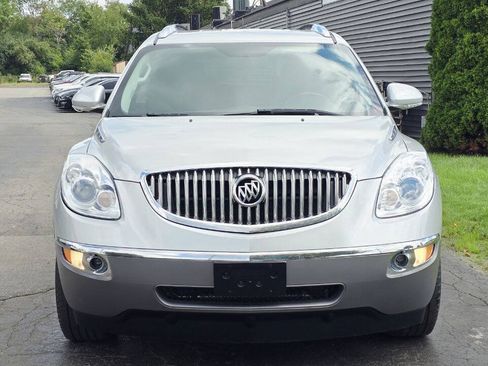 Used 2011 Buick Enclave CXL FWD image 9