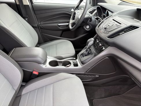 Used 2016 Ford Escape SE image 62