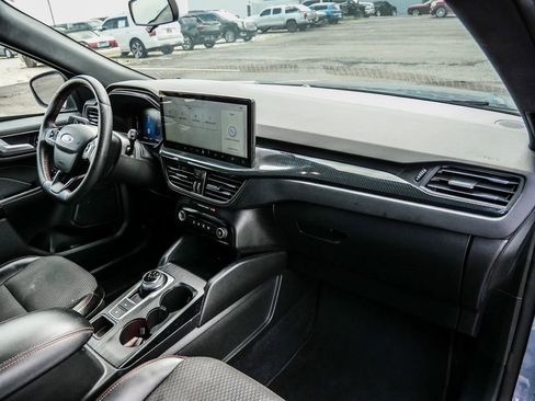 Used 2023 Ford Escape ST-Line w/ Tech Pack #1 FWD image 16