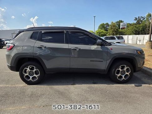 Used 2022 Jeep Compass Trailhawk w/ Trailhawk Convenience Group AWD/4WD image 4