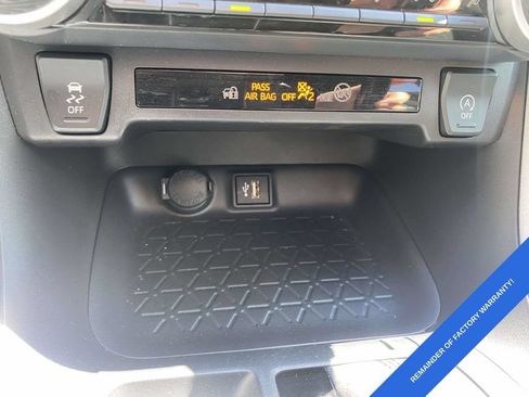 Used 2025 Toyota RAV4 XLE w/ Convenience Package FWD image 28