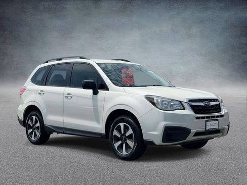 Used 2017 Subaru Forester 2.5i w/ Alloy Wheel Package AWD/4WD image 1