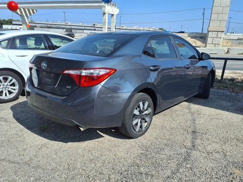Used 2016 Toyota Corolla LE FWD image 4