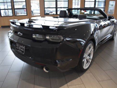 Used 2019 Chevrolet Camaro LT image 4